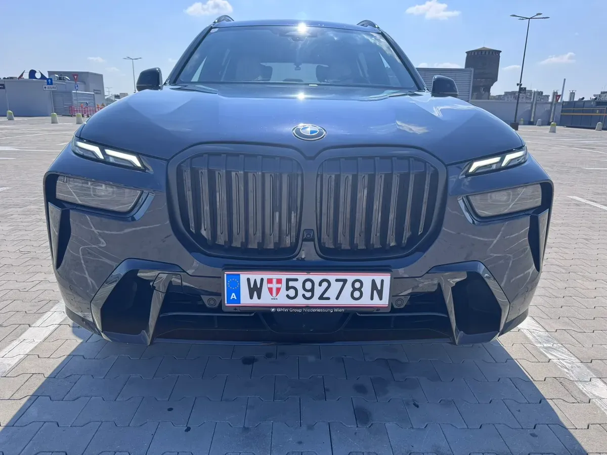 BMW X7