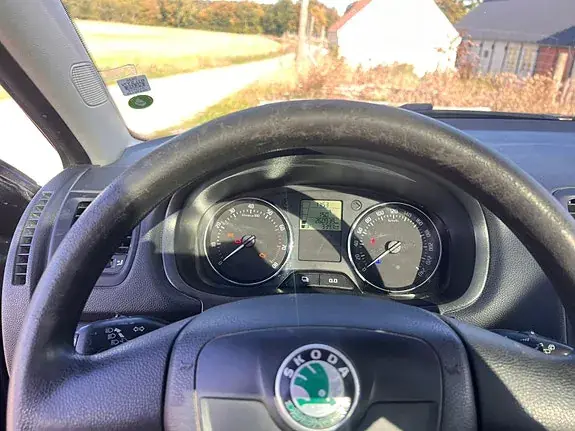 Skoda Roomster 2012 photo 3