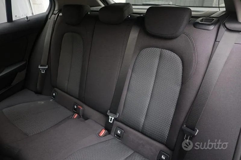 BMW 1 Series 2020 photo 3