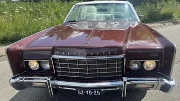 Lincoln Continent