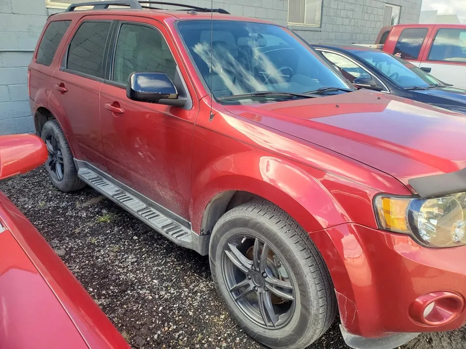 Ford Escape 2011 photo 3