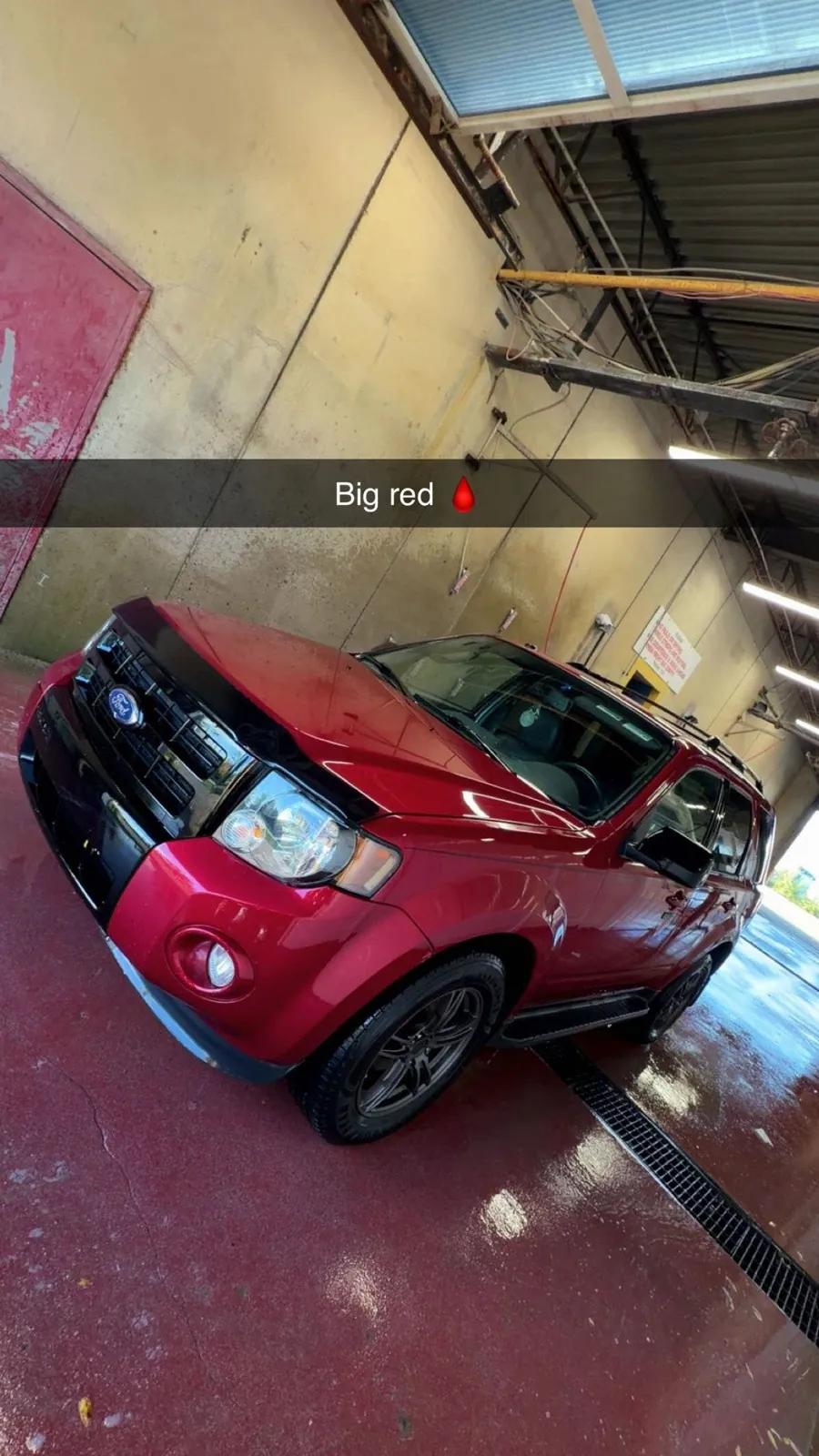 Ford Escape 2011 photo 2