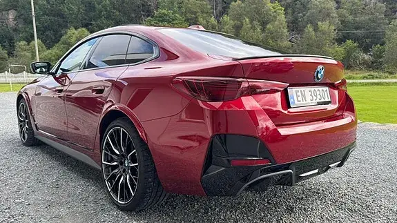 BMW I4 2025 photo 3