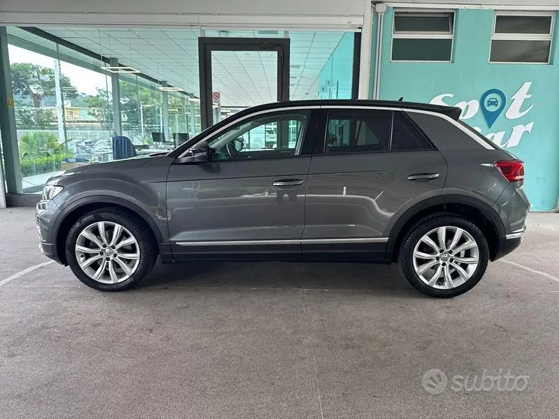 Volkswagen T-Roc 2019 photo 2