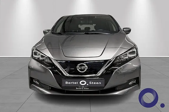Nissan Leaf 2021 photo 2