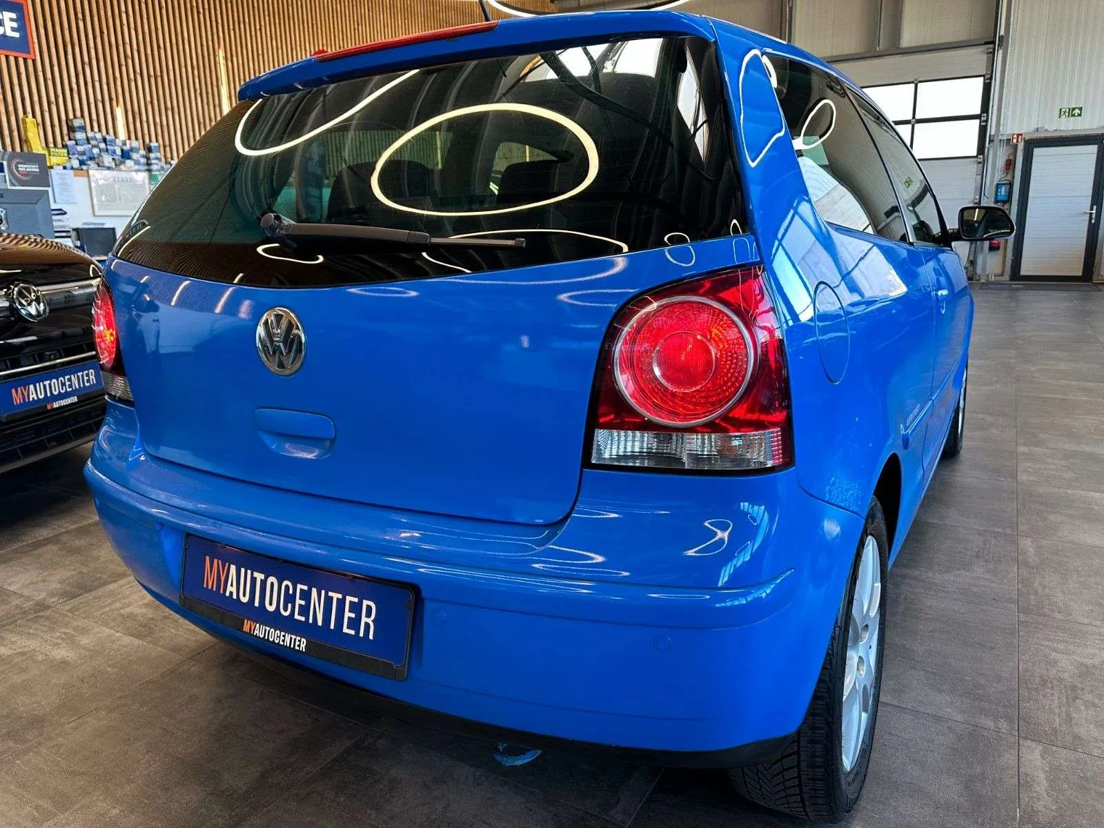 Volkswagen Polo 2008 photo 2