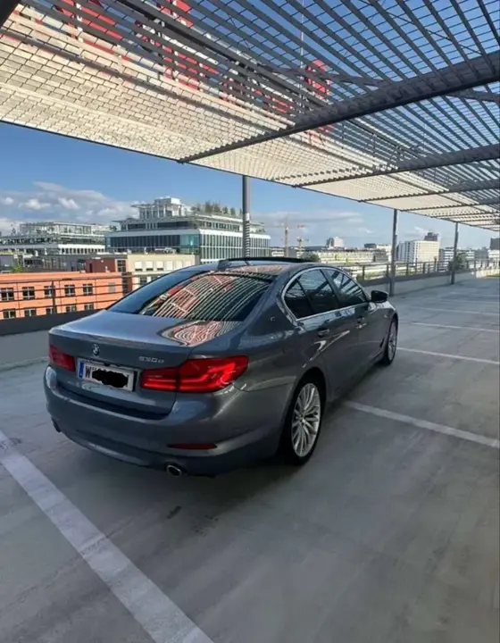 BMW 530E 2018 photo 3