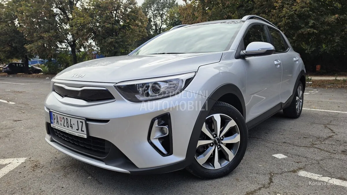 Kia Stonic 2023 photo 2