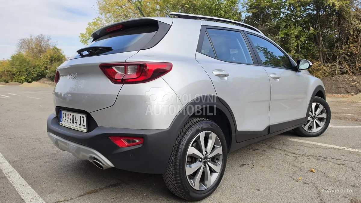 Kia Stonic 2023 photo 4