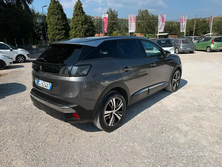 Peugeot 3008 2022 photo 3