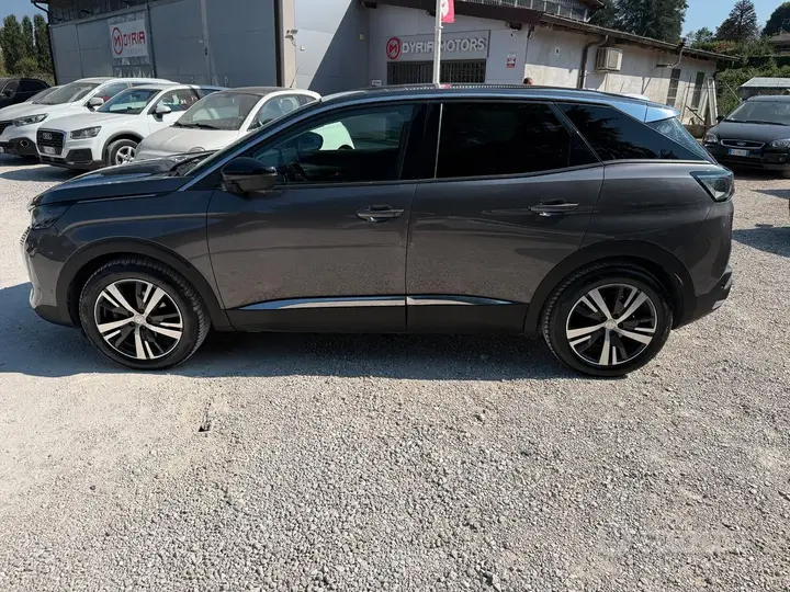 Peugeot 3008 2022 photo 5