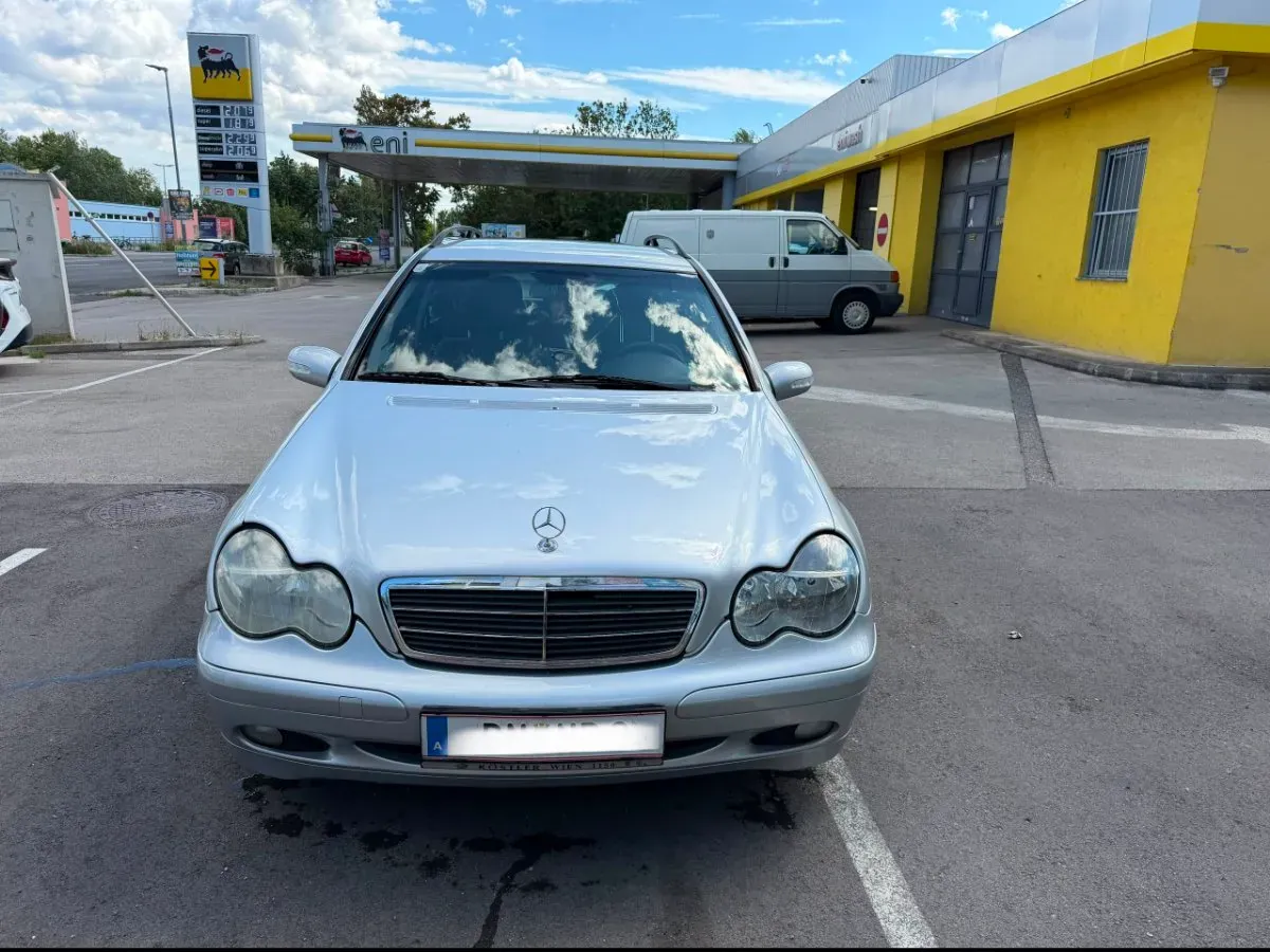 Mercedes-Benz C-Class 2002 photo 3