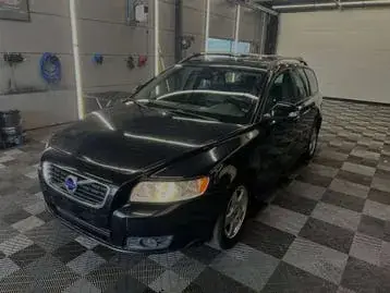 Volvo V50 2010 photo 3