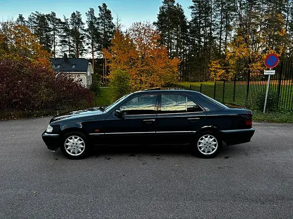 Mercedes-Benz C180 2000 photo 3