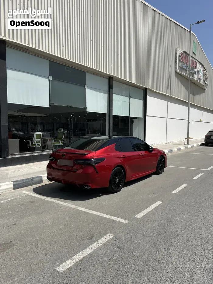Toyota Camry 2022 photo 3