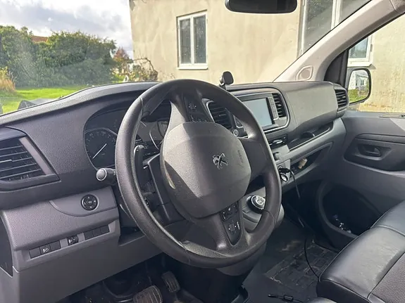 Peugeot Expert 2018 photo 3