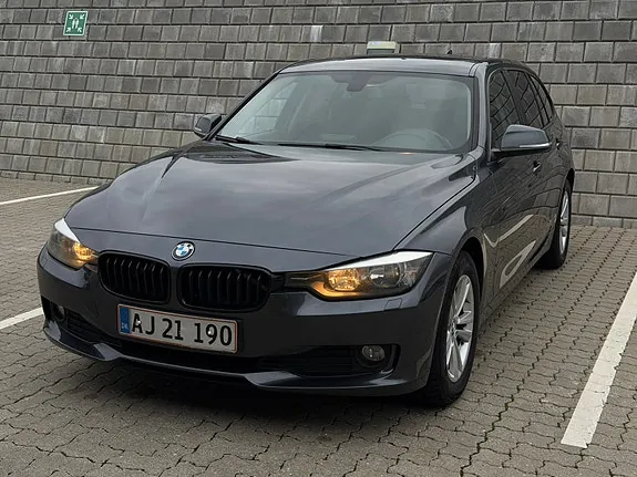 BMW 316D 2014 photo 2
