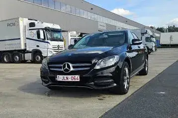 Mercedes-Benz C220