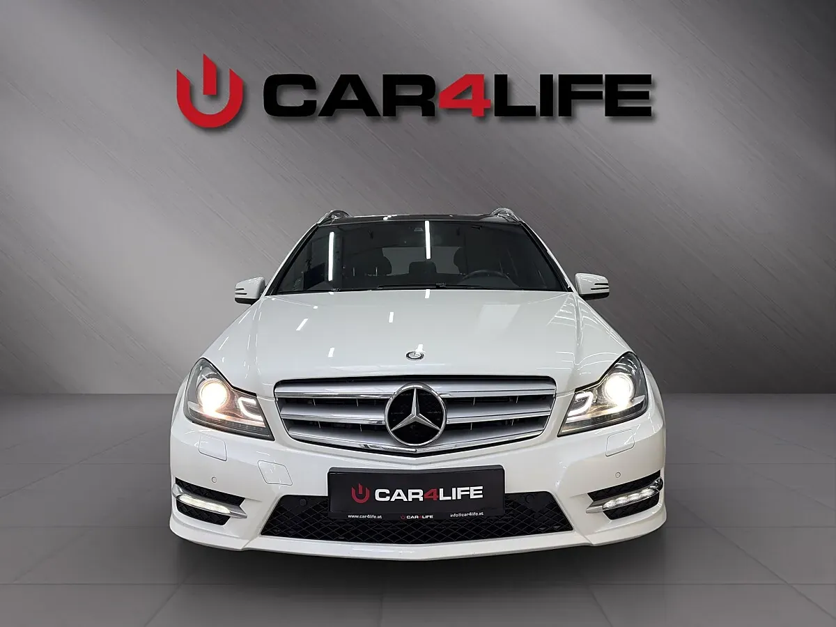 Mercedes-Benz C-Class 2011 photo 2