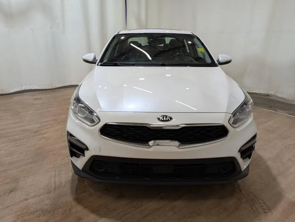 Kia Forte 2019 photo 2