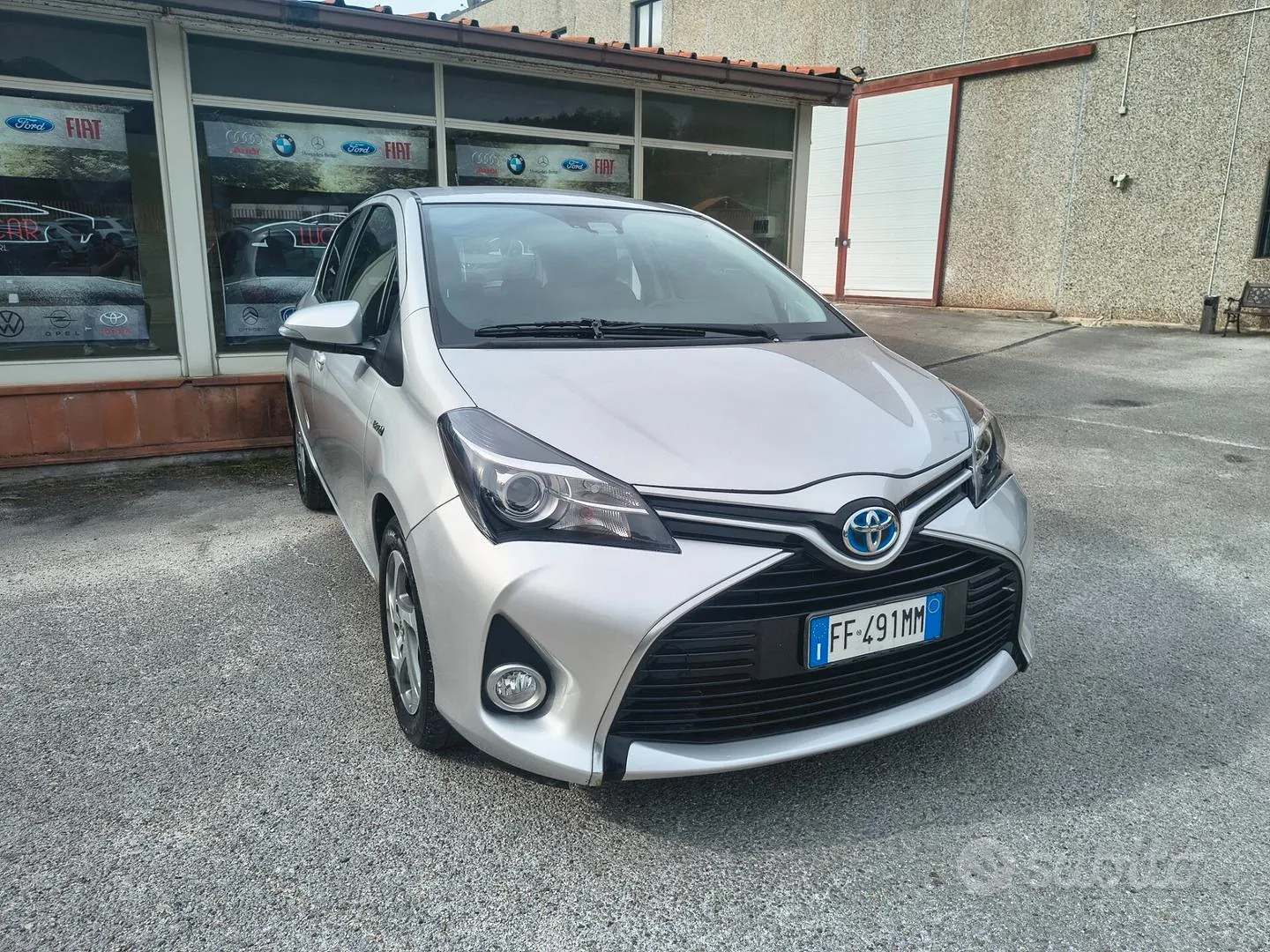 Toyota Yaris 2016 photo 3