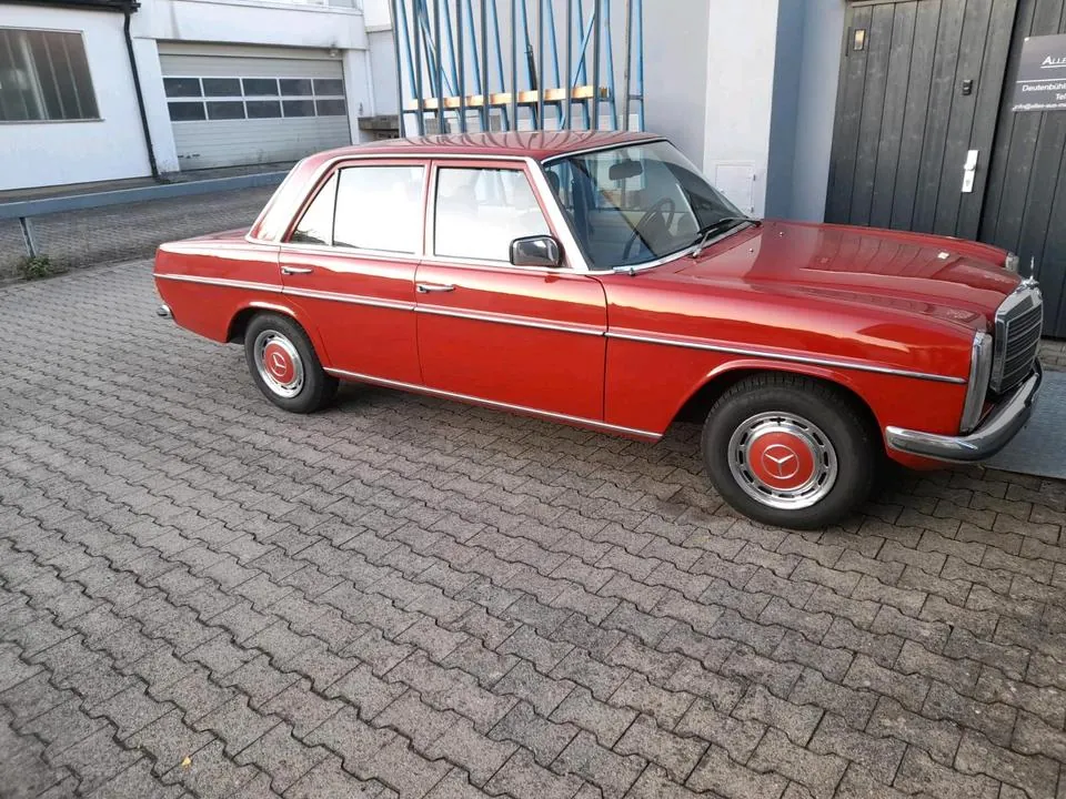 Mercedes-Benz Strich 8