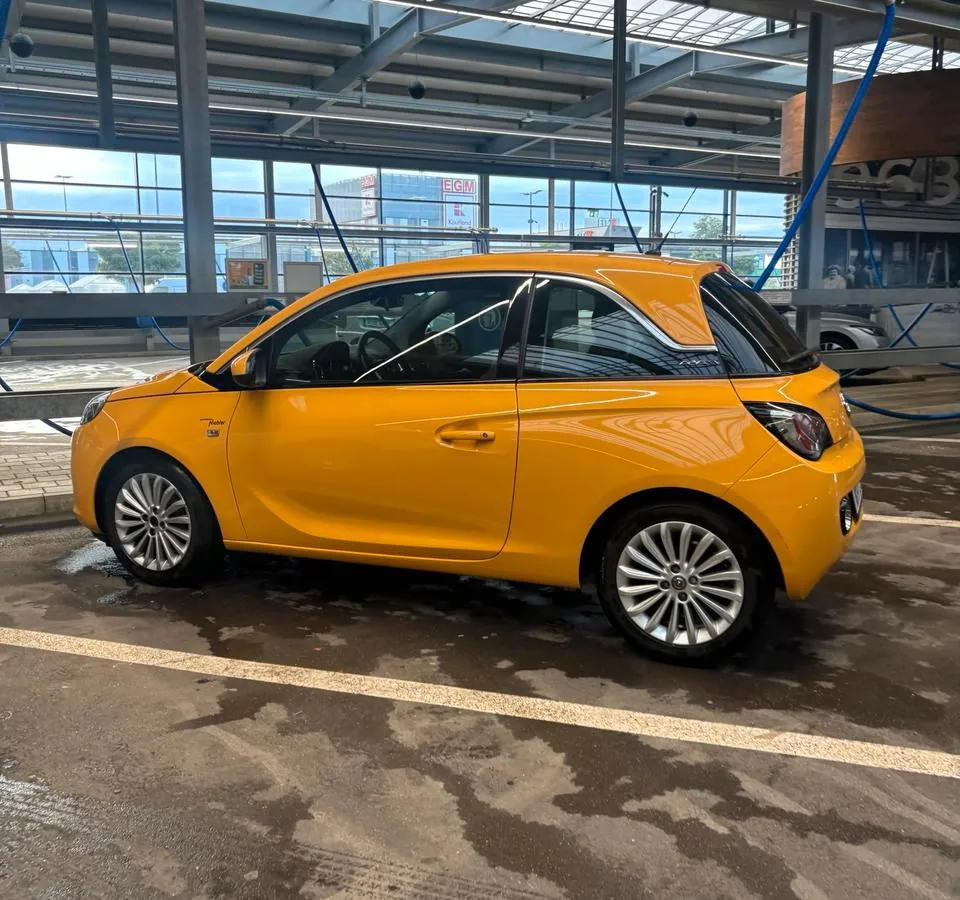 Opel Adam