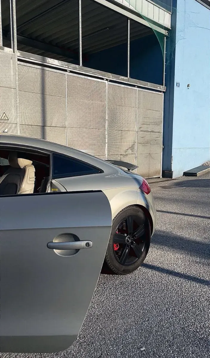 Audi Tt 2010 photo 3