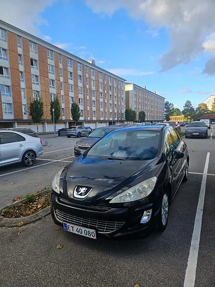 Peugeot 308 2010 photo 3