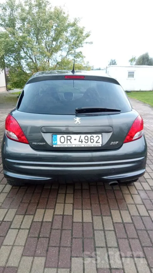 Peugeot 207 2010 photo 4