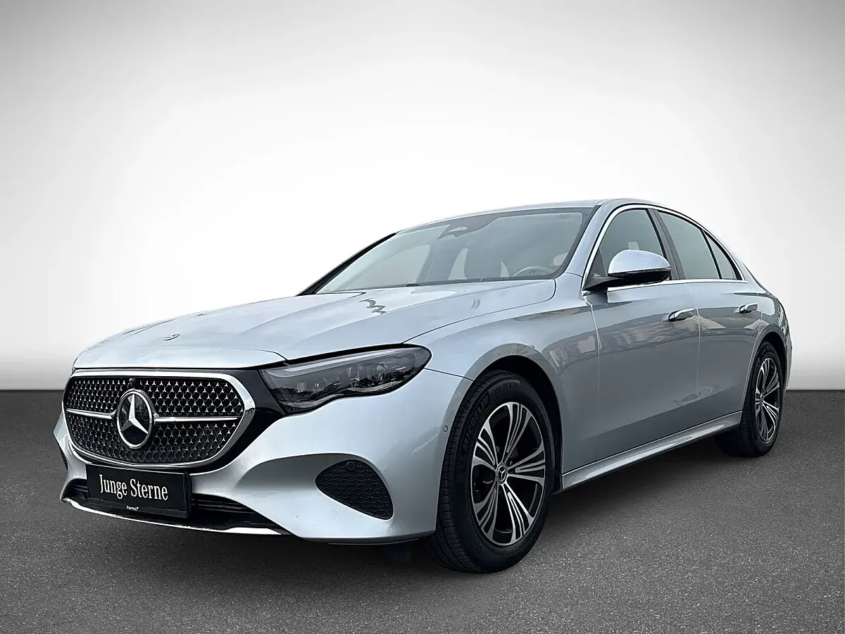 Mercedes-Benz E-Class 2024 photo 2
