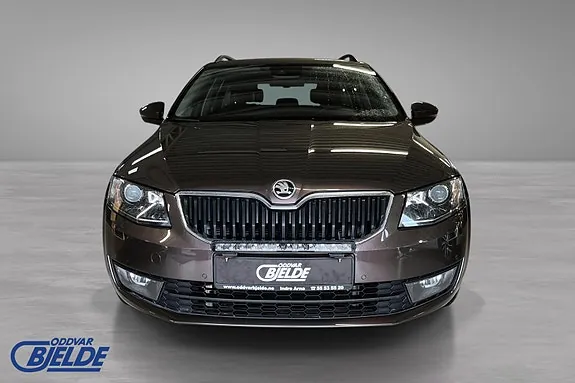 Skoda Octavia 2015 photo 2