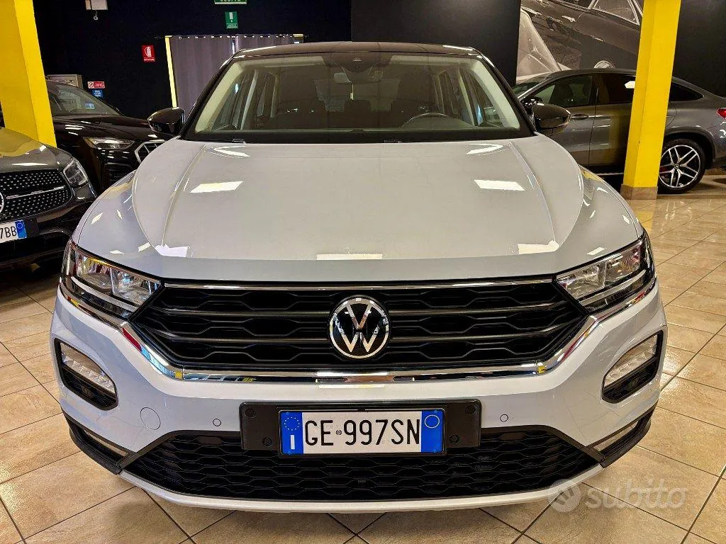 Volkswagen T-Roc 2021 photo 2
