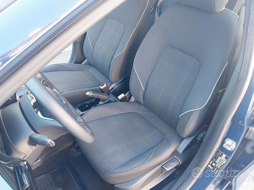 Ford Fiesta 2018 photo 2