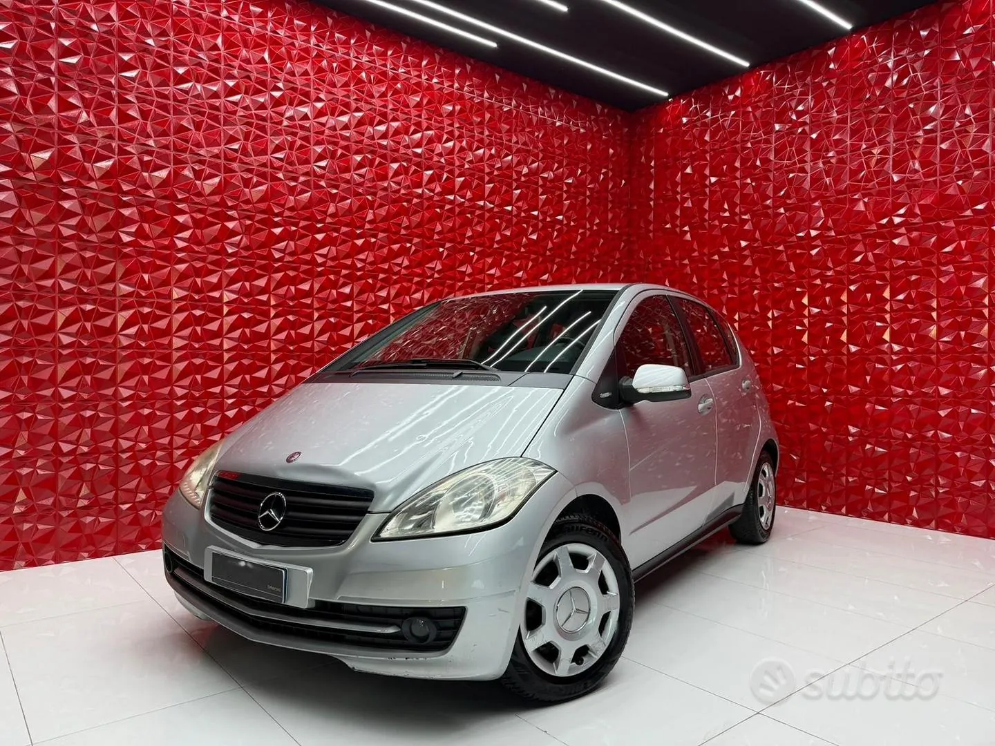 Mercedes-Benz A160