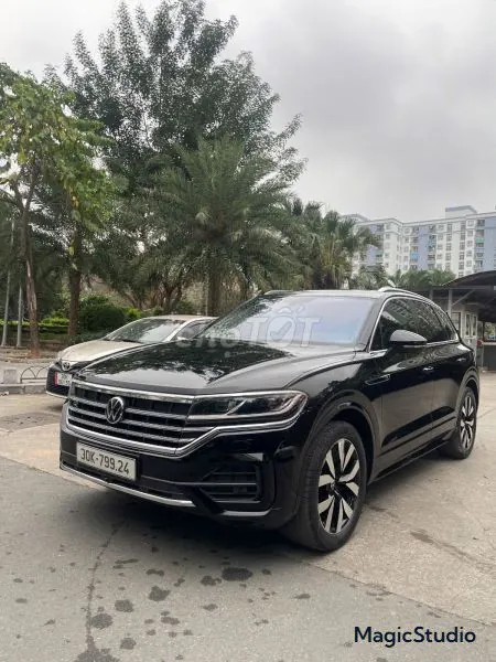 Volkswagen Touareg 2023 photo 2