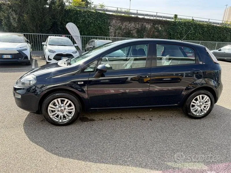 Fiat Punto 2014 photo 2
