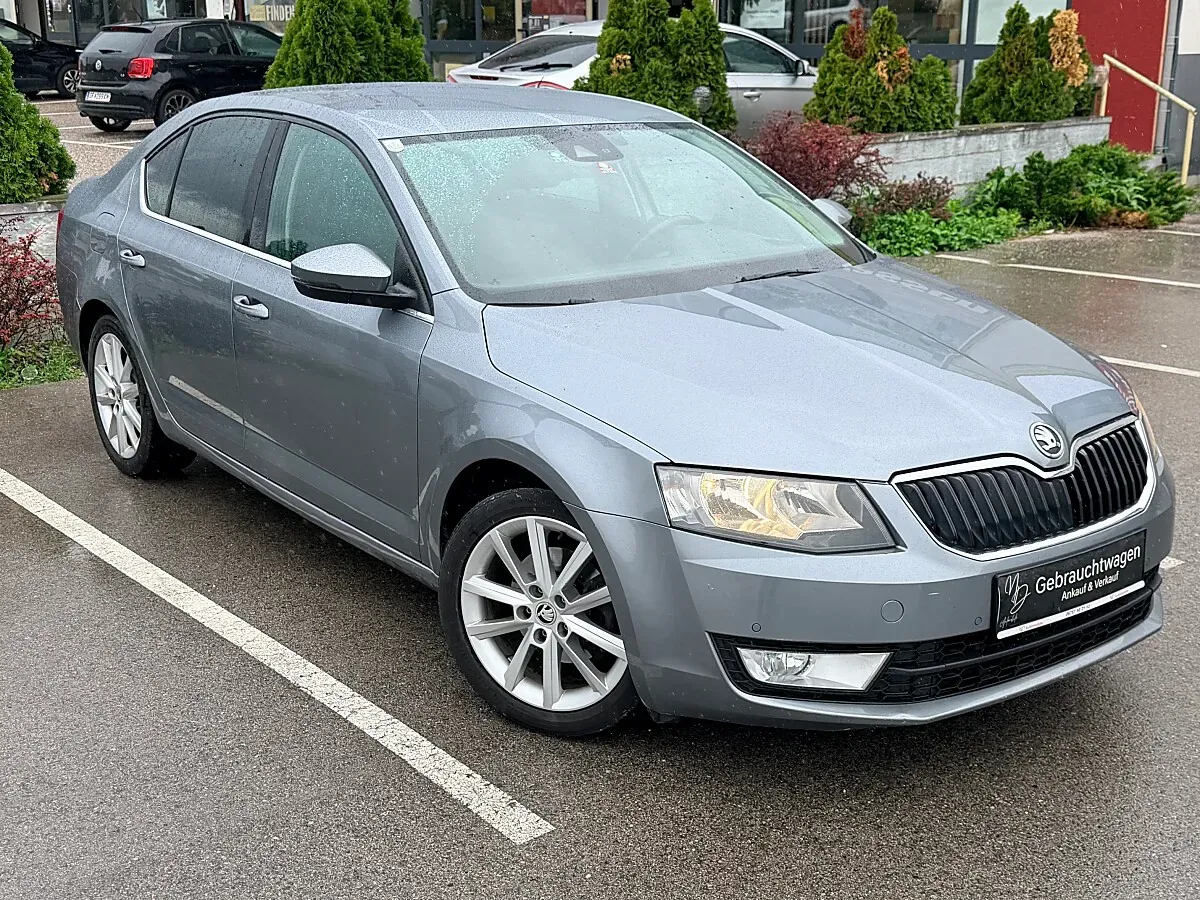 Skoda Octavia 2013 photo 2