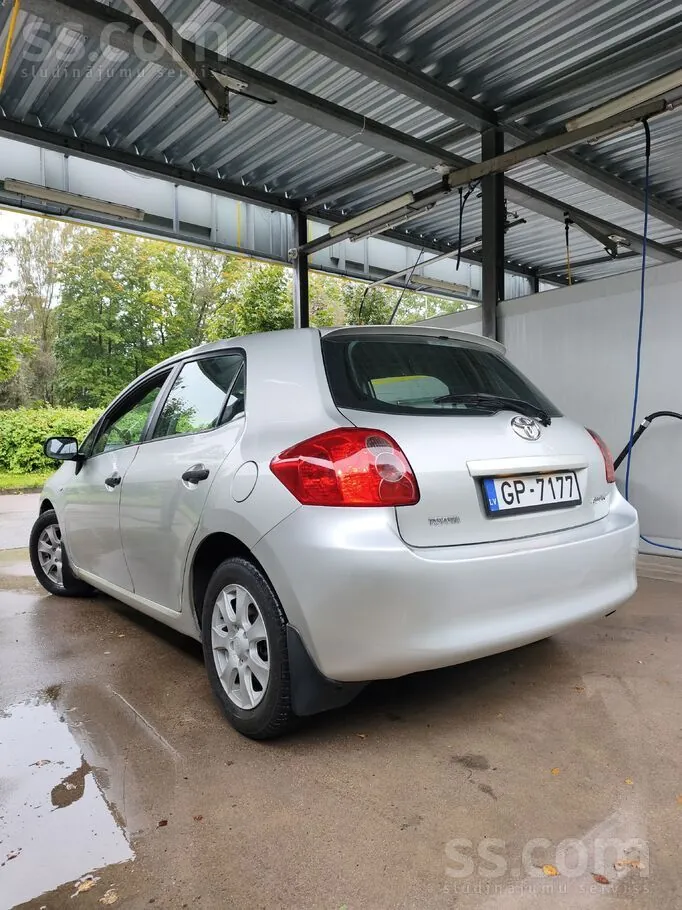 Toyota Auris 2007 photo 3