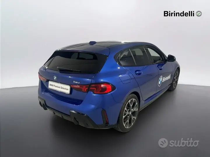 BMW 118D 2026 photo 3