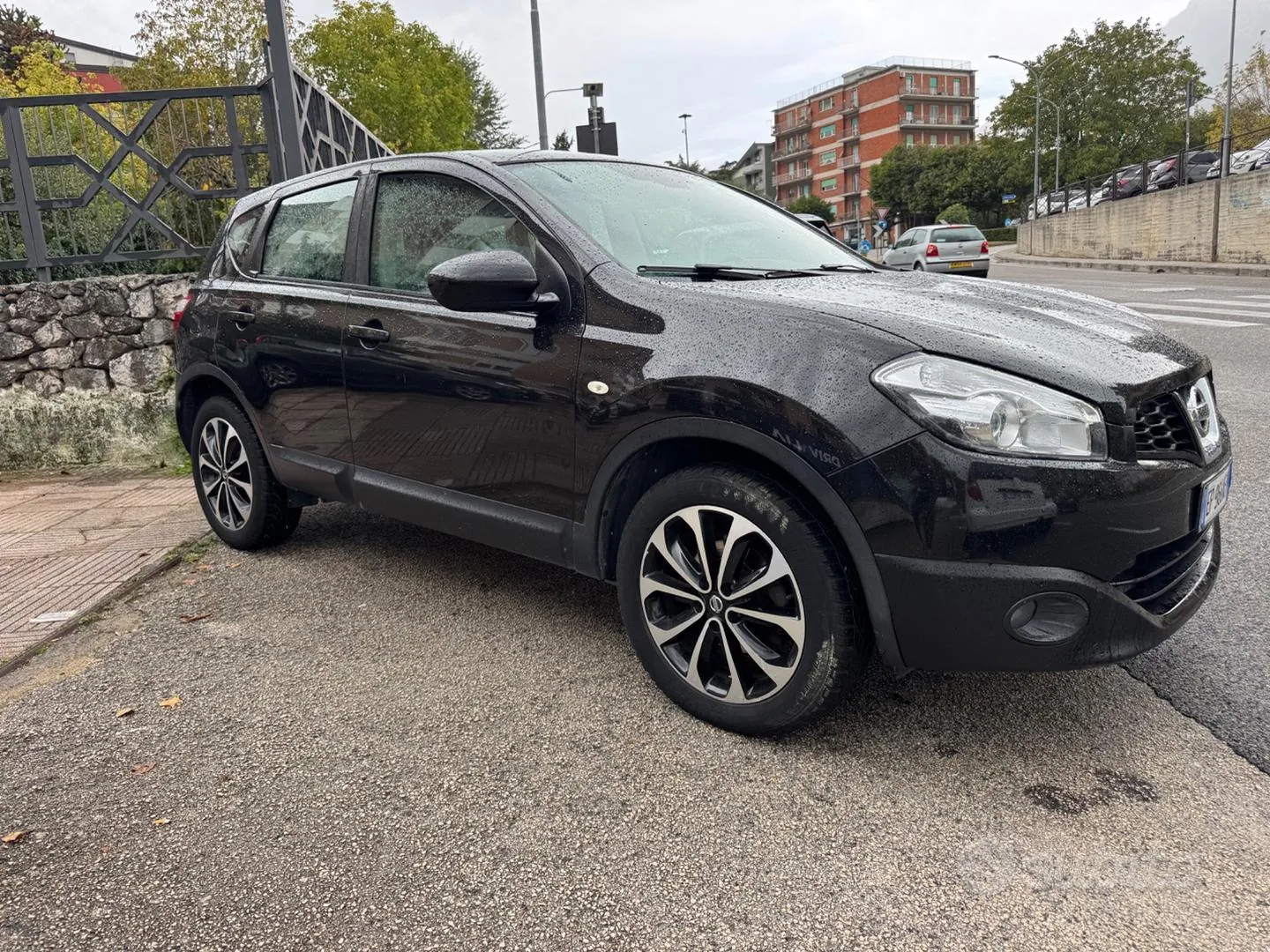 Nissan Qashqai 2013 photo 2