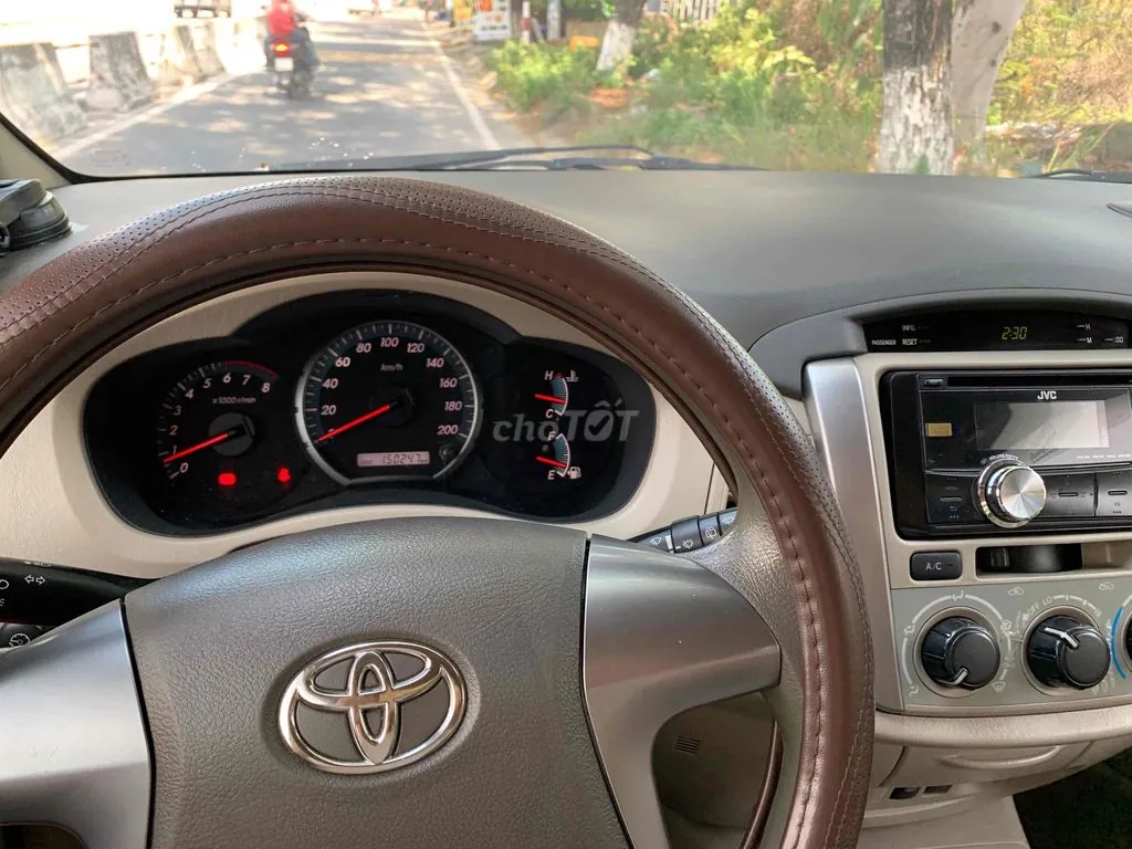 Toyota Innova 2015 photo 5
