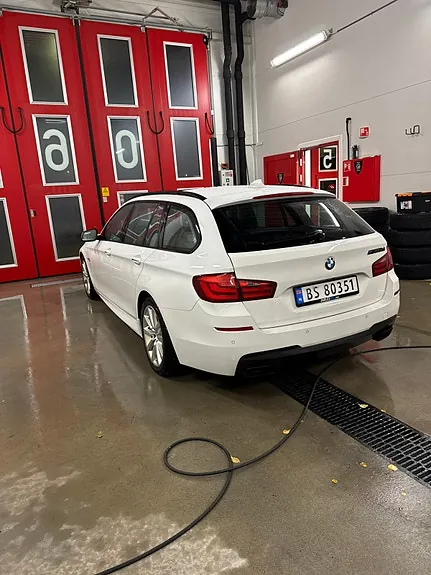 BMW M550D 2013 photo 4