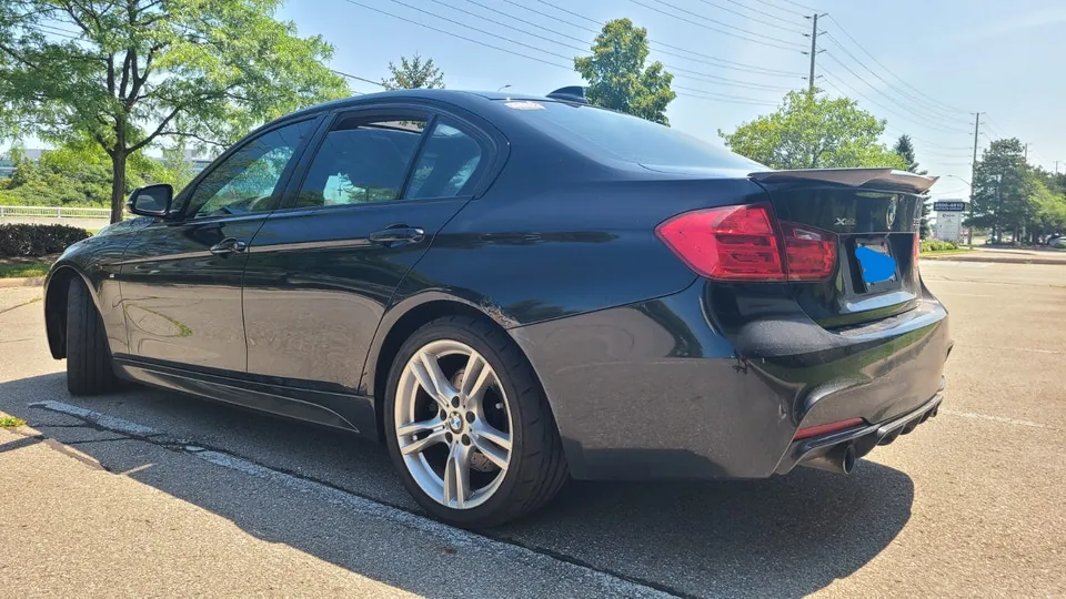 BMW 3 Series 2014 photo 3