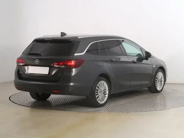 Opel Astra Sport Tourer 2016 photo 4