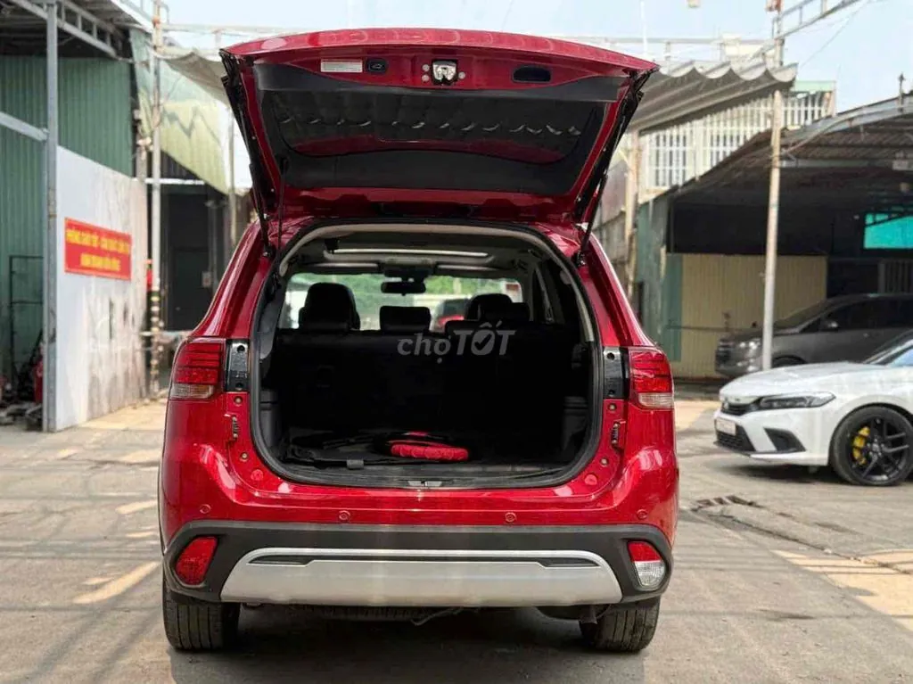 Mitsubishi Outlander 2021 photo 2