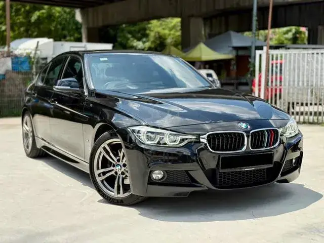BMW 330E