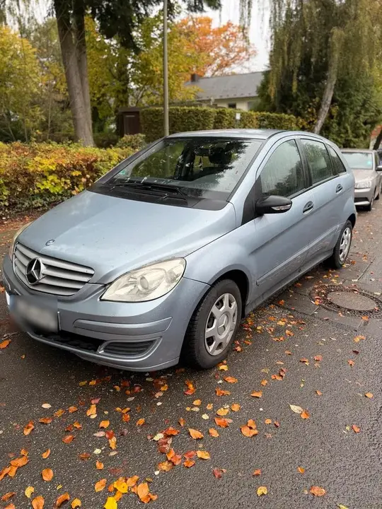 Mercedes-Benz B 170