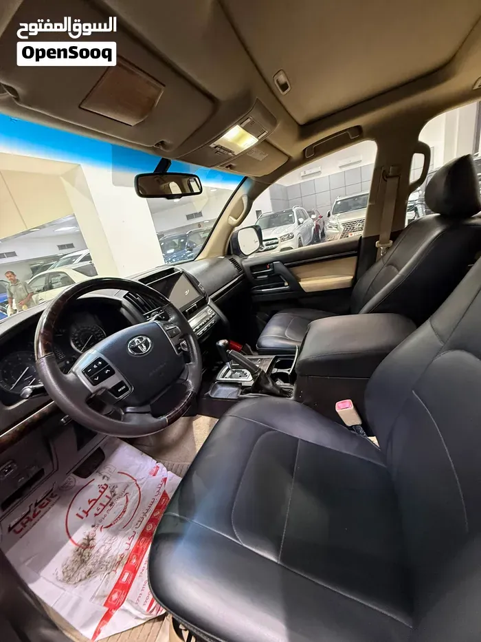 Toyota Land Cruiser 2010 photo 3