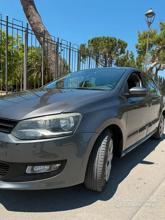 Volkswagen Polo 2010 photo 3